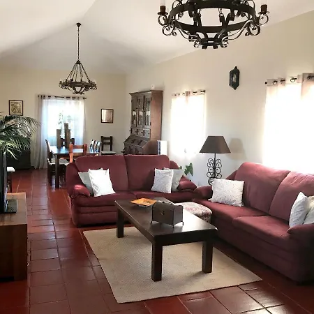 Holiday home 4 Bedrooms House With Sea View Enclosed Garden And Wifi At 1 Km Away From The Beach
