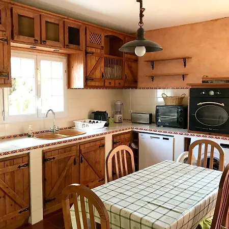 4 Bedrooms House With Sea View Enclosed Garden And Wifi At 1 Km Away From The Beach Holiday home