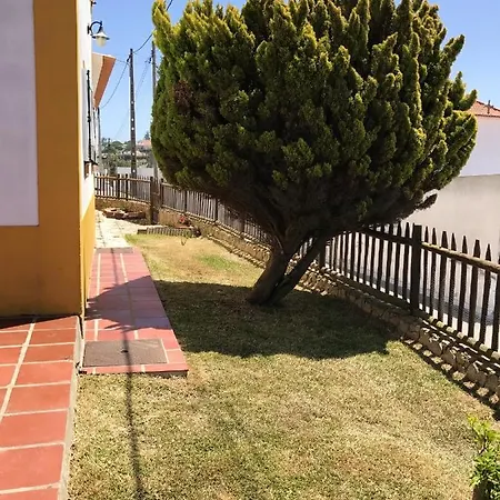 4 Bedrooms House With Sea View Enclosed Garden And Wifi At 1 Km Away From The Beach Holiday home *