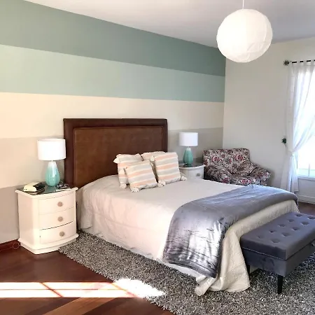 4 Bedrooms House With Sea View Enclosed Garden And Wifi At 1 Km Away From The Beach Holiday home *